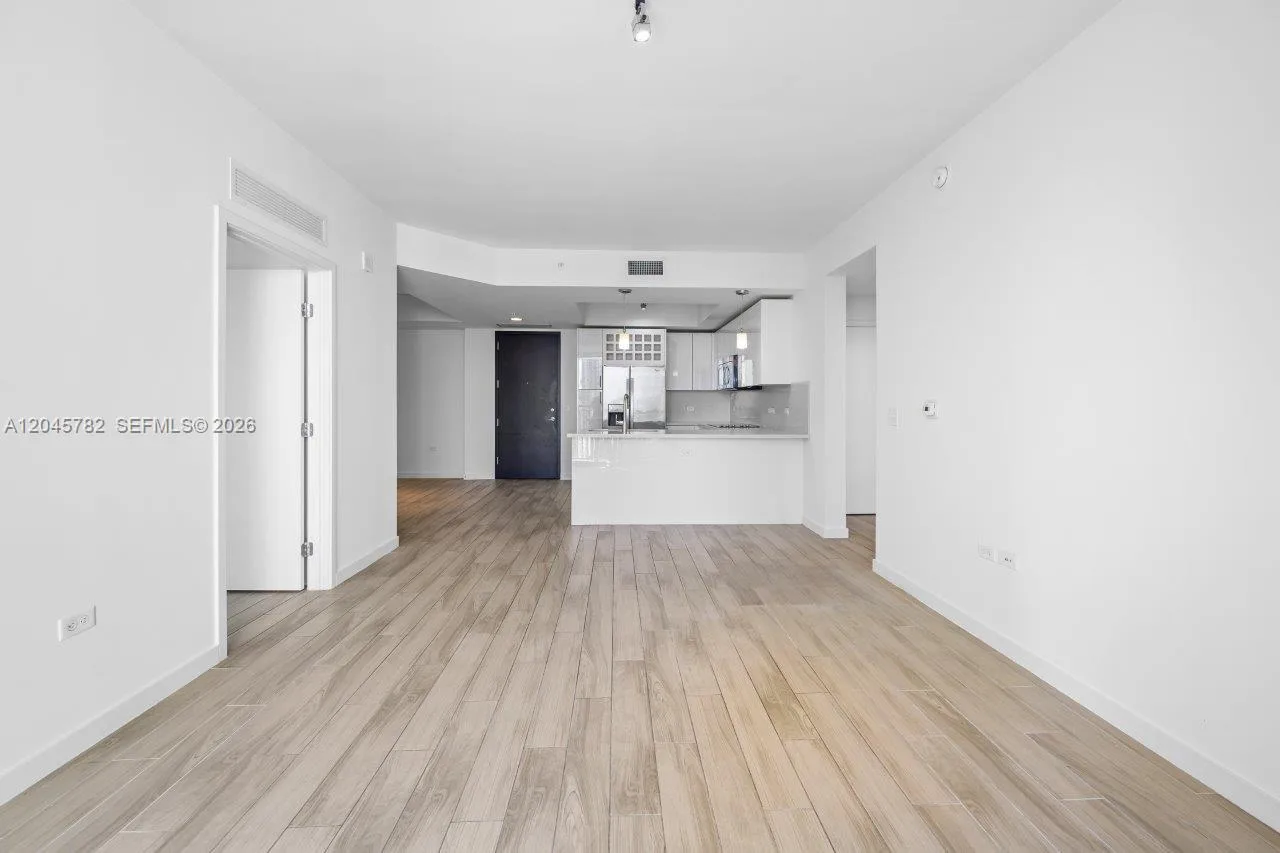 999 SW 1st Ave # 2911, Miami, FL 33130 photo 5