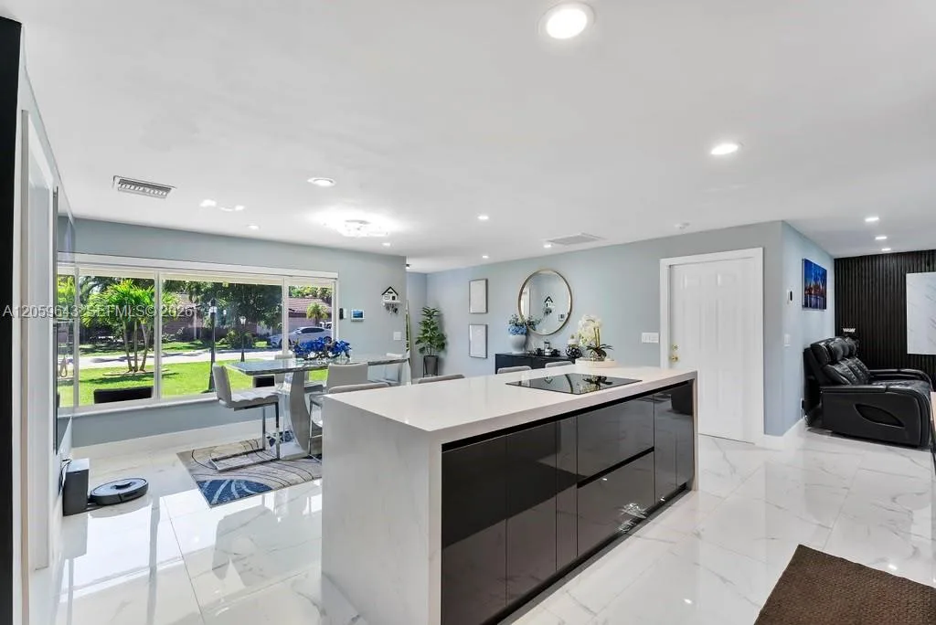 7501 NW 42nd St, Coral Springs, FL 33065 photo 10