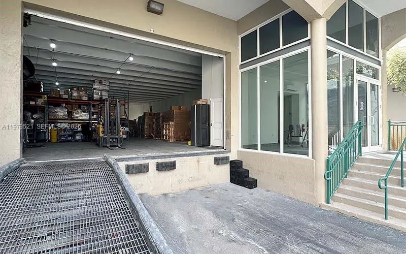 10200 NW 25th St # 113, Doral, FL 33172 photo 5