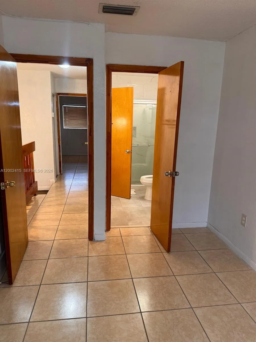 180 Royal Palm Rd # 216, Hialeah Gardens, FL 33016 photo 13