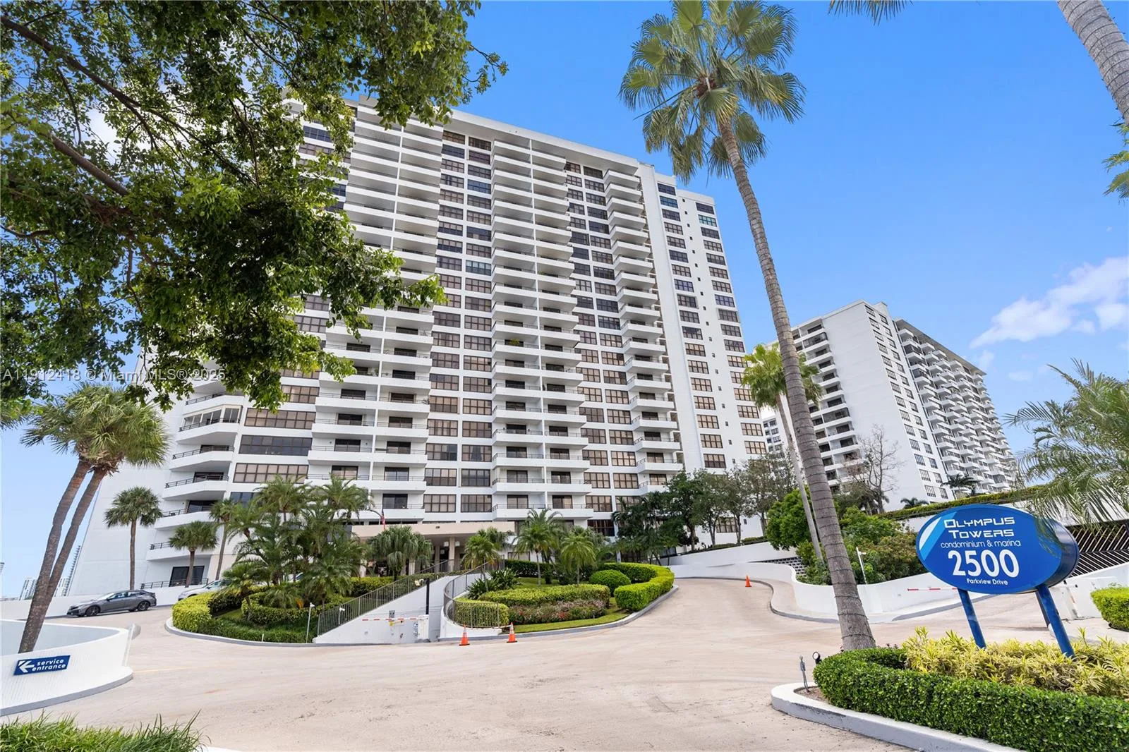 2500 Parkview Dr # 1604, Hallandale Beach, FL 33009 photo 2