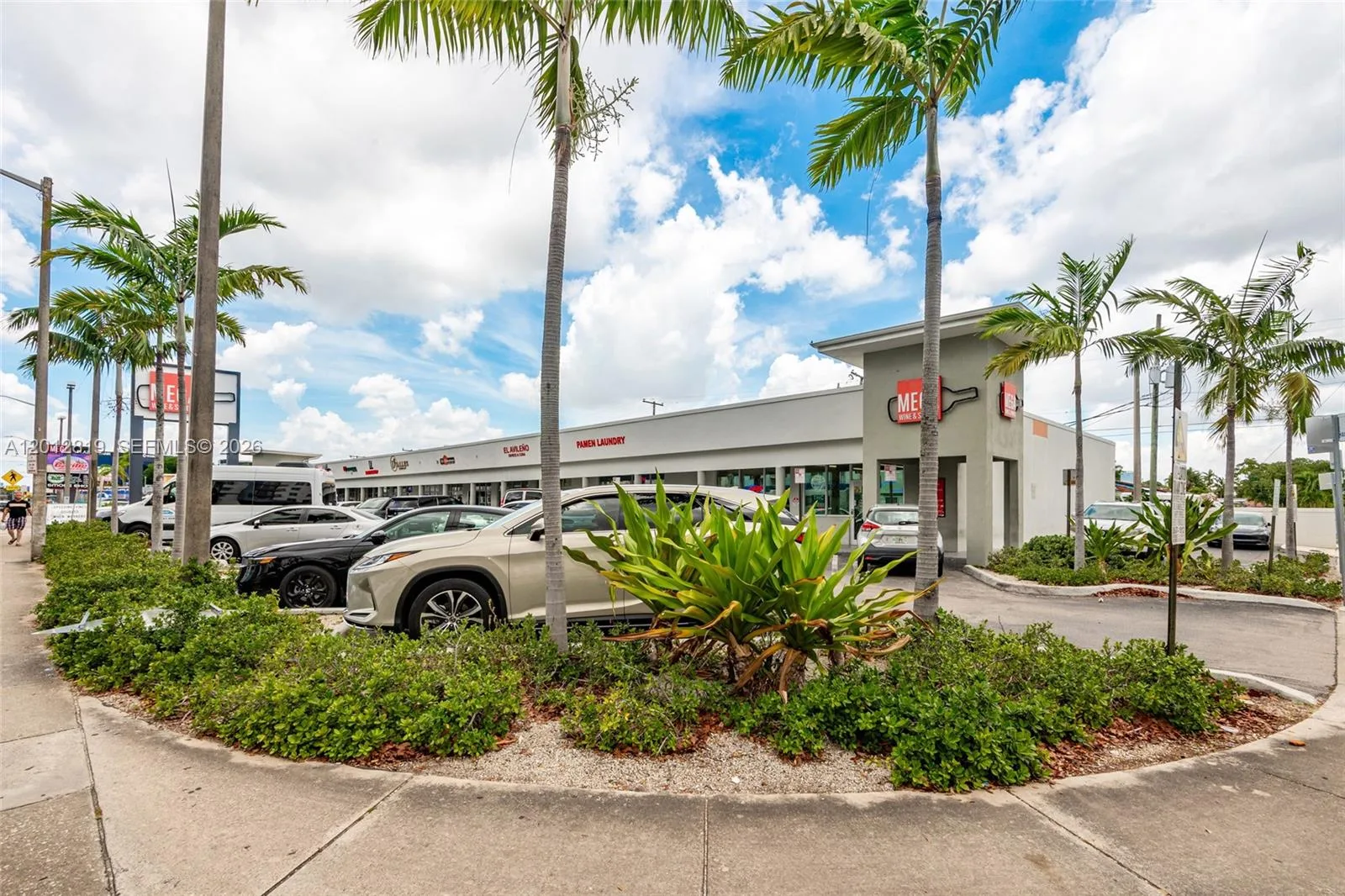 3941 NW 7 ST, Miami, FL 33126 photo 3
