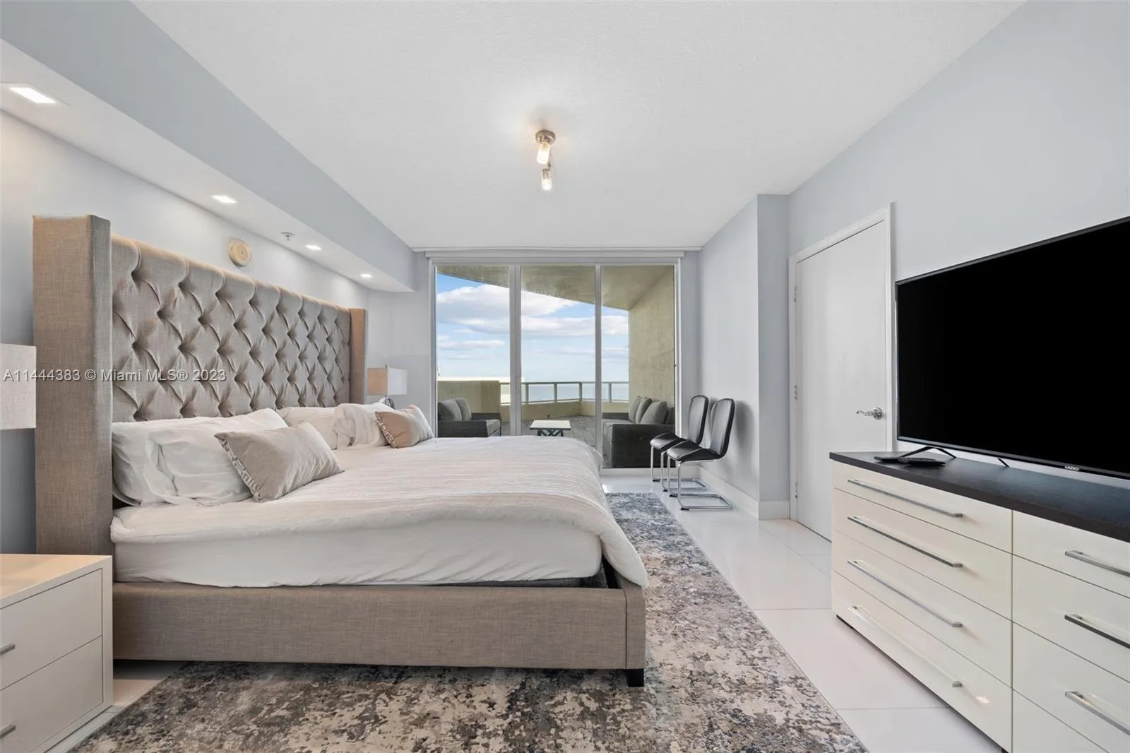 16699 Collins Ave # 1104, Sunny Isles Beach, FL 33160 photo 10
