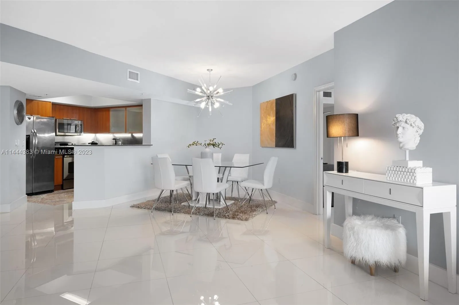 16699 Collins Ave # 1104, Sunny Isles Beach, FL 33160 photo 6