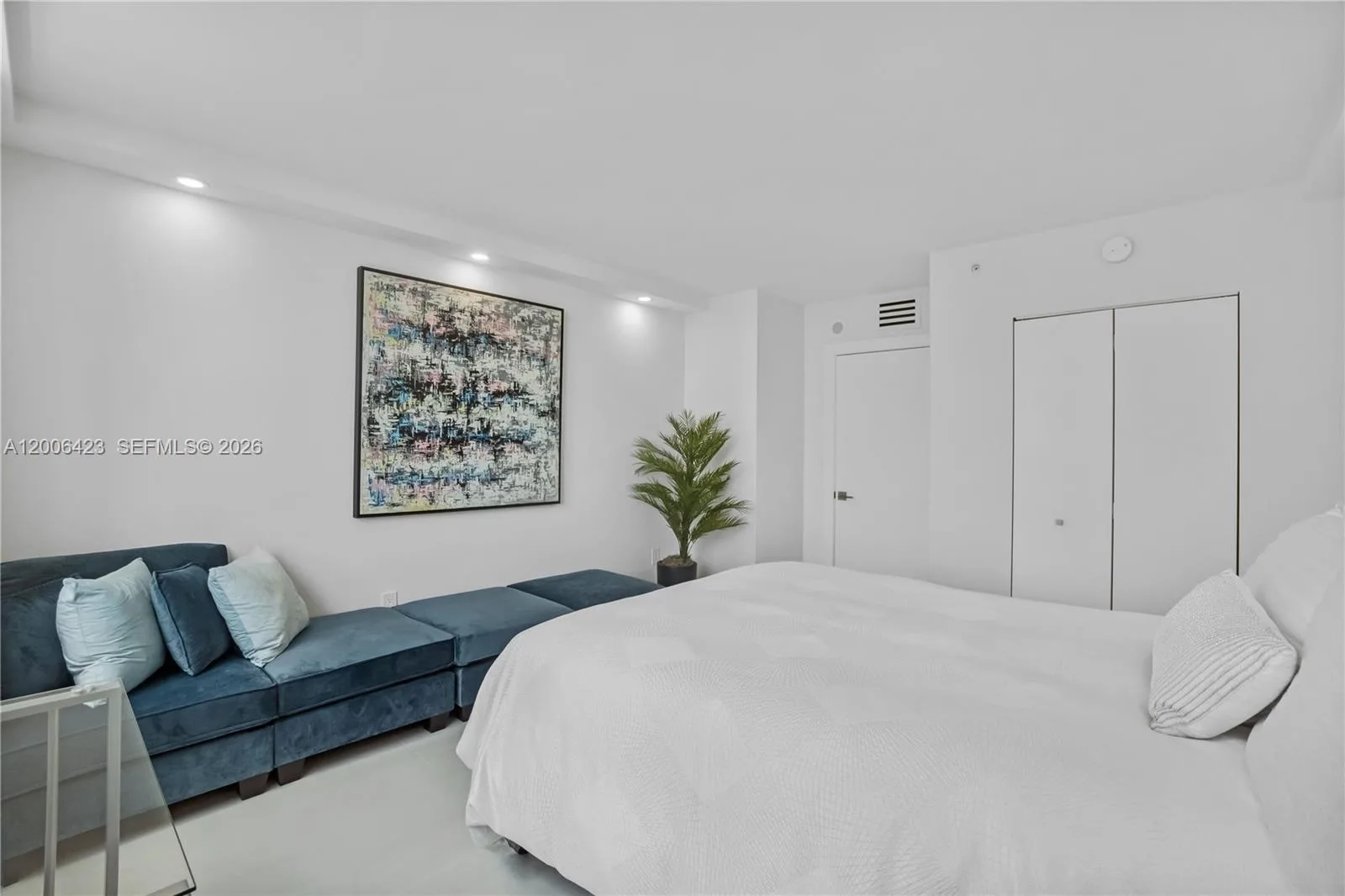 1155 Brickell Bay Dr # 2003, Miami, FL 33131 photo 13