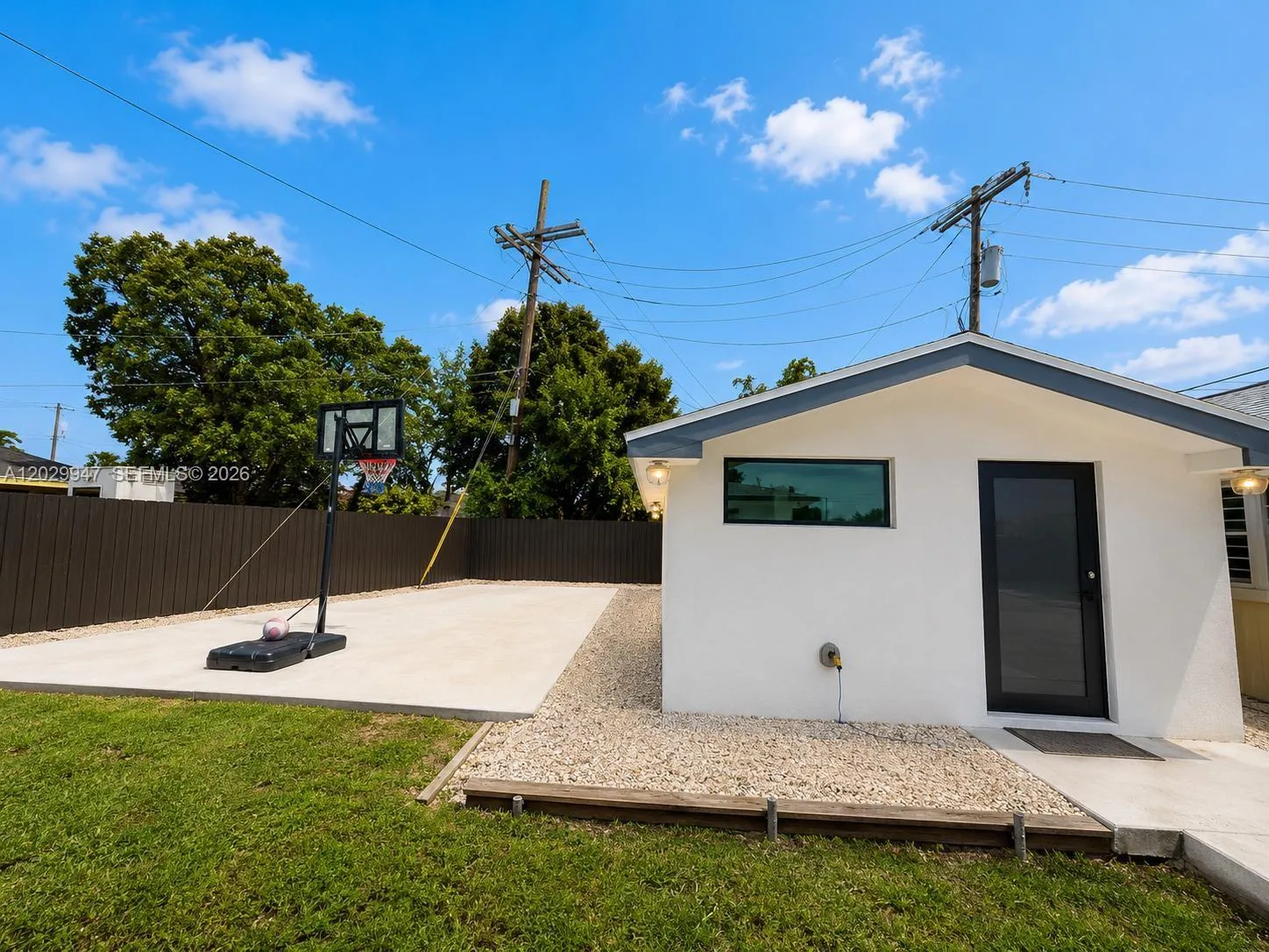 5350 NW 174th Dr, Miami Gardens, FL 33055