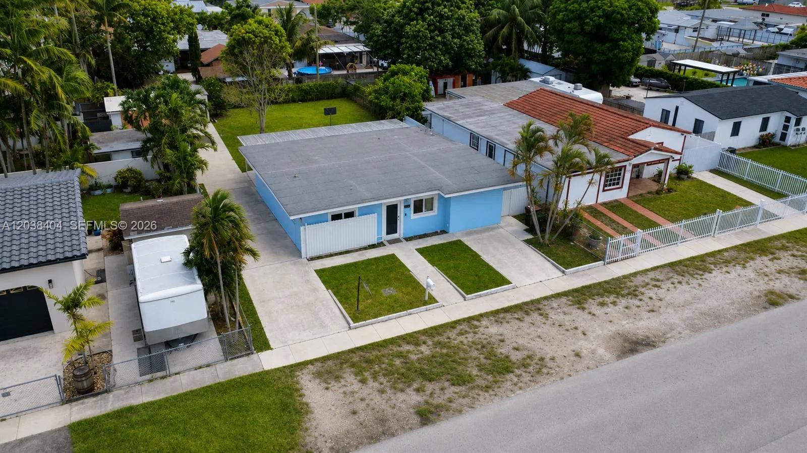 572 E 38th St, Hialeah, FL 33013 photo 6