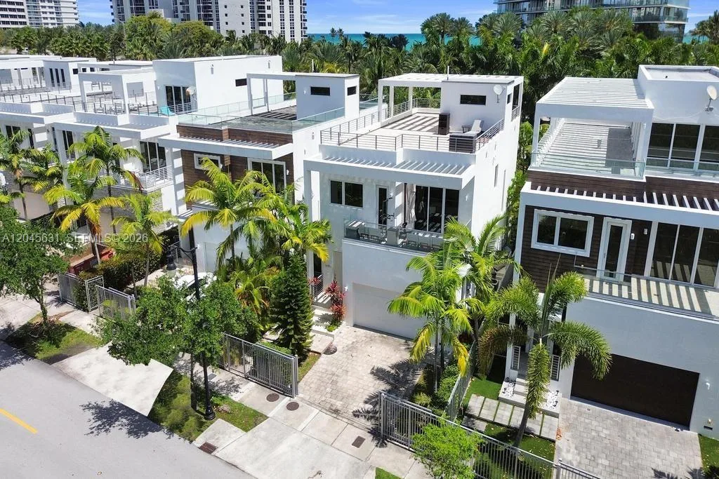 18985 Atlantic Blvd # 0, Sunny Isles Beach, FL 33160 photo 3