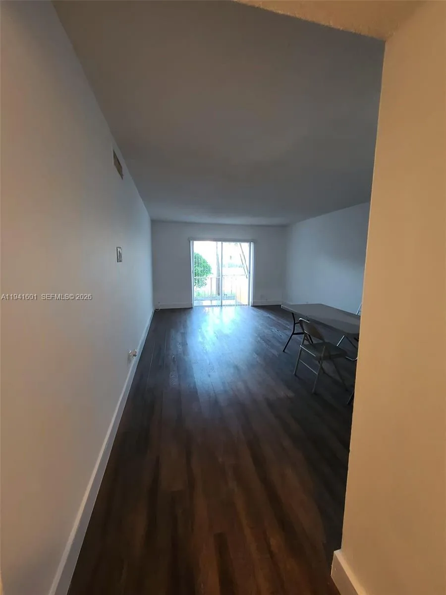 18111 NW 68th Ave # G106, Hialeah, FL 33015