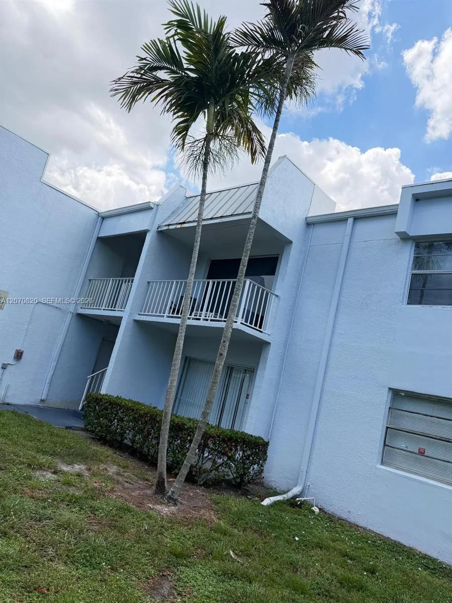 411 Executive Center Dr # 109, West Palm Beach, FL 33401 photo 12