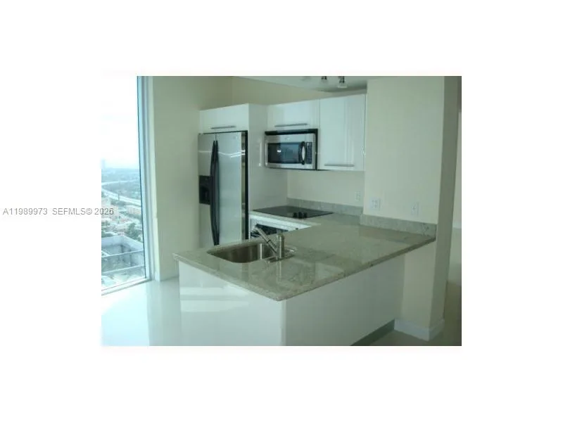 185 SW 7 ST # 3712, Miami, FL 33130 photo 3