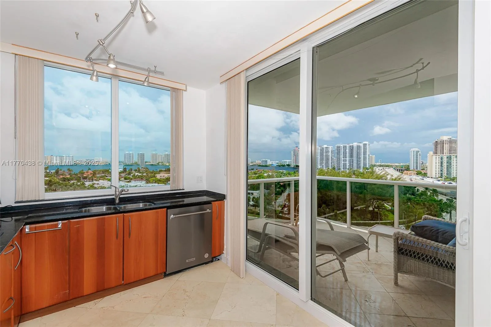 19111 Collins Ave # 1007, Sunny Isles Beach, FL 33160 photo 12