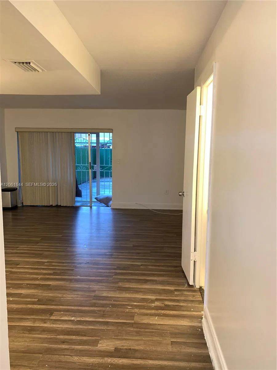 5453 NW 169th Ter, Miami Gardens, FL 33055