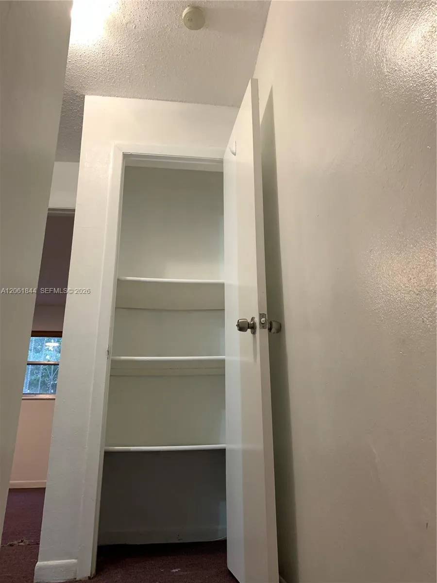 5453 NW 169th Ter, Miami Gardens, FL 33055 photo 4