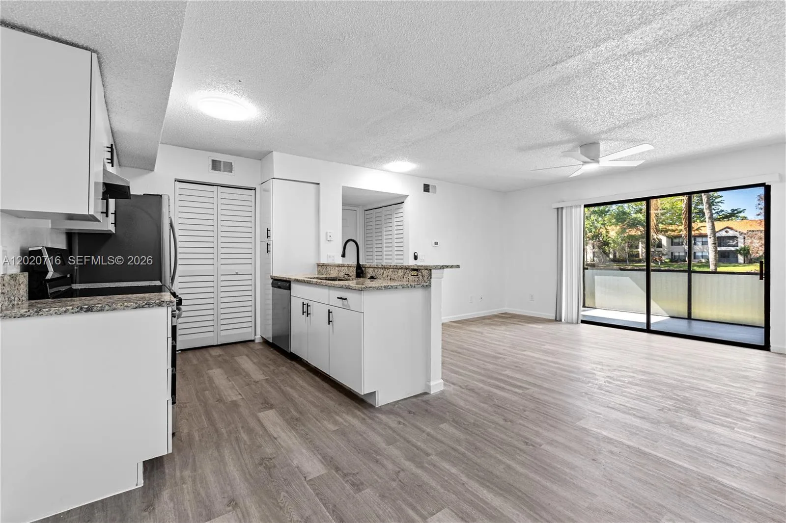 2094 Arbour Walk Cir # 3018, Naples, FL 34109 photo 6