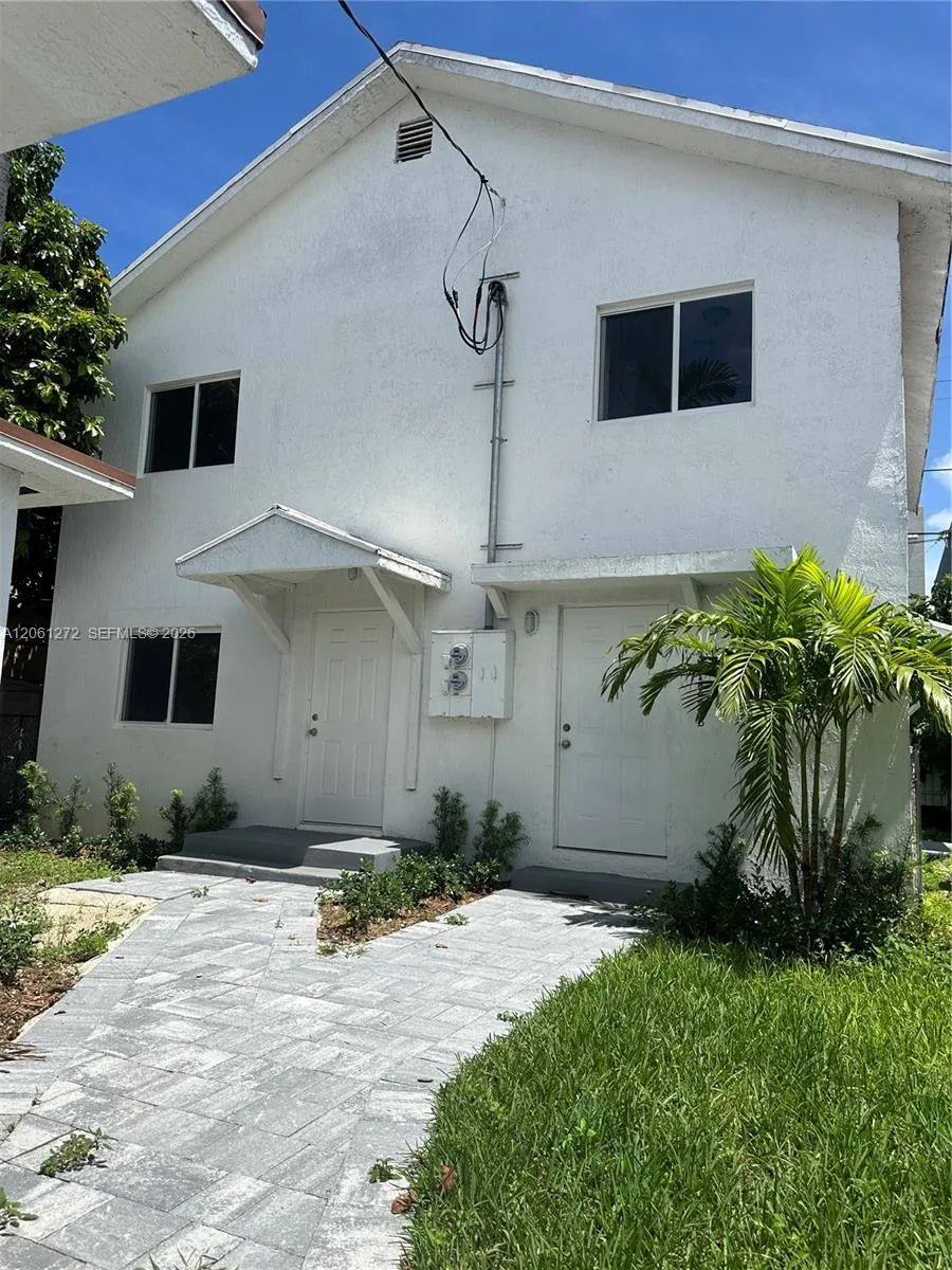 3123 NW 22nd Ct # B, Miami, FL 33142 photo 2