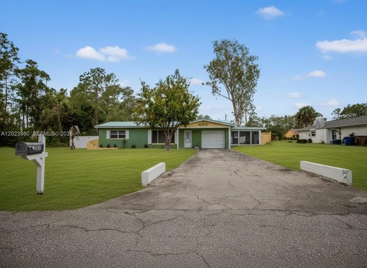 1313 E CLEVELAND AVE, Lehigh Acres, FL 33972