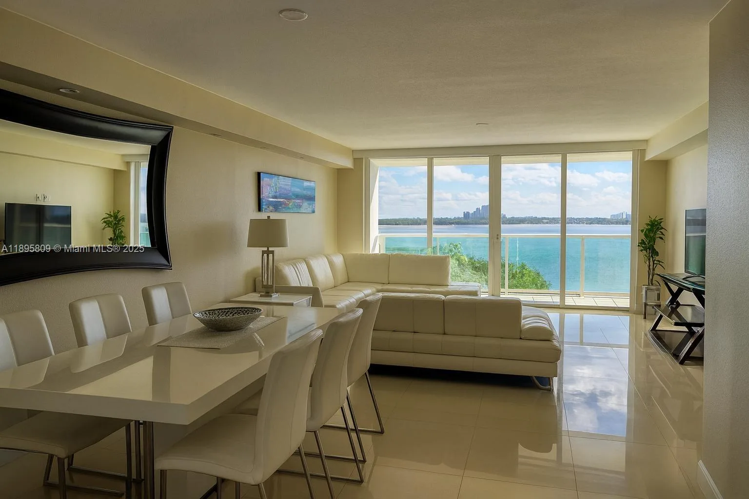 100 Bayview Dr # 1026, Sunny Isles Beach, FL 33160 photo 2