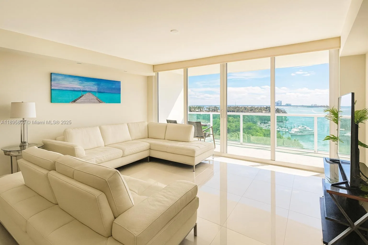 100 Bayview Dr # 1026, Sunny Isles Beach, FL 33160 photo 3