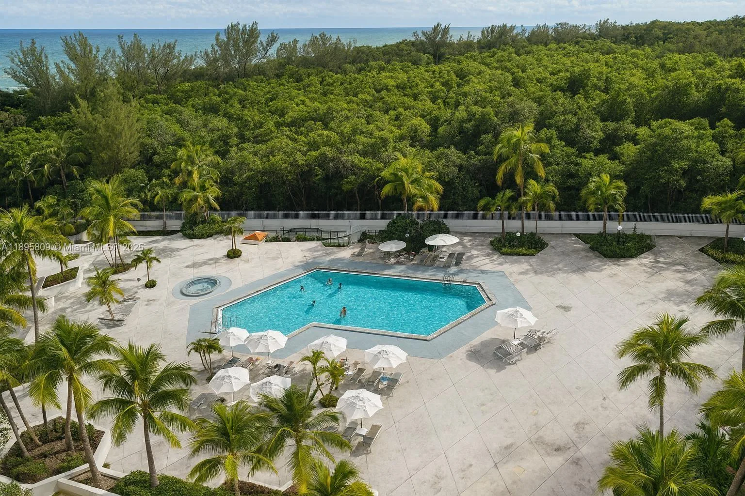 100 Bayview Dr # 1026, Sunny Isles Beach, FL 33160 photo 6