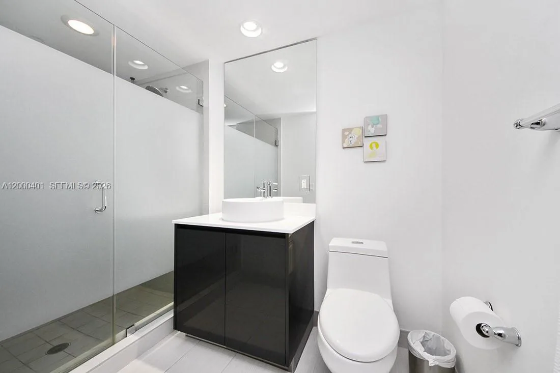 31 SE 6th St # 1206, Miami, FL 33131 photo 11
