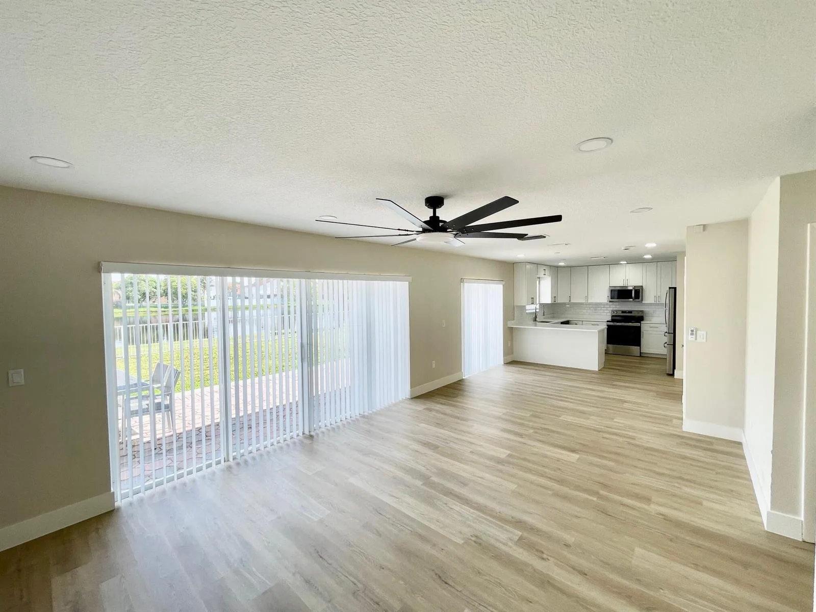 12149 NW 34TH Street, Sunrise, FL 33323 photo 6