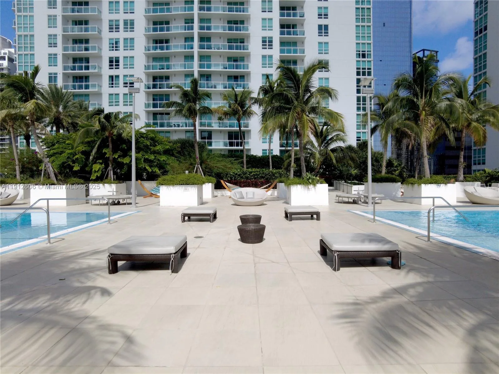 950 Brickell Bay Dr # 5404, Miami, FL 33131 photo 10