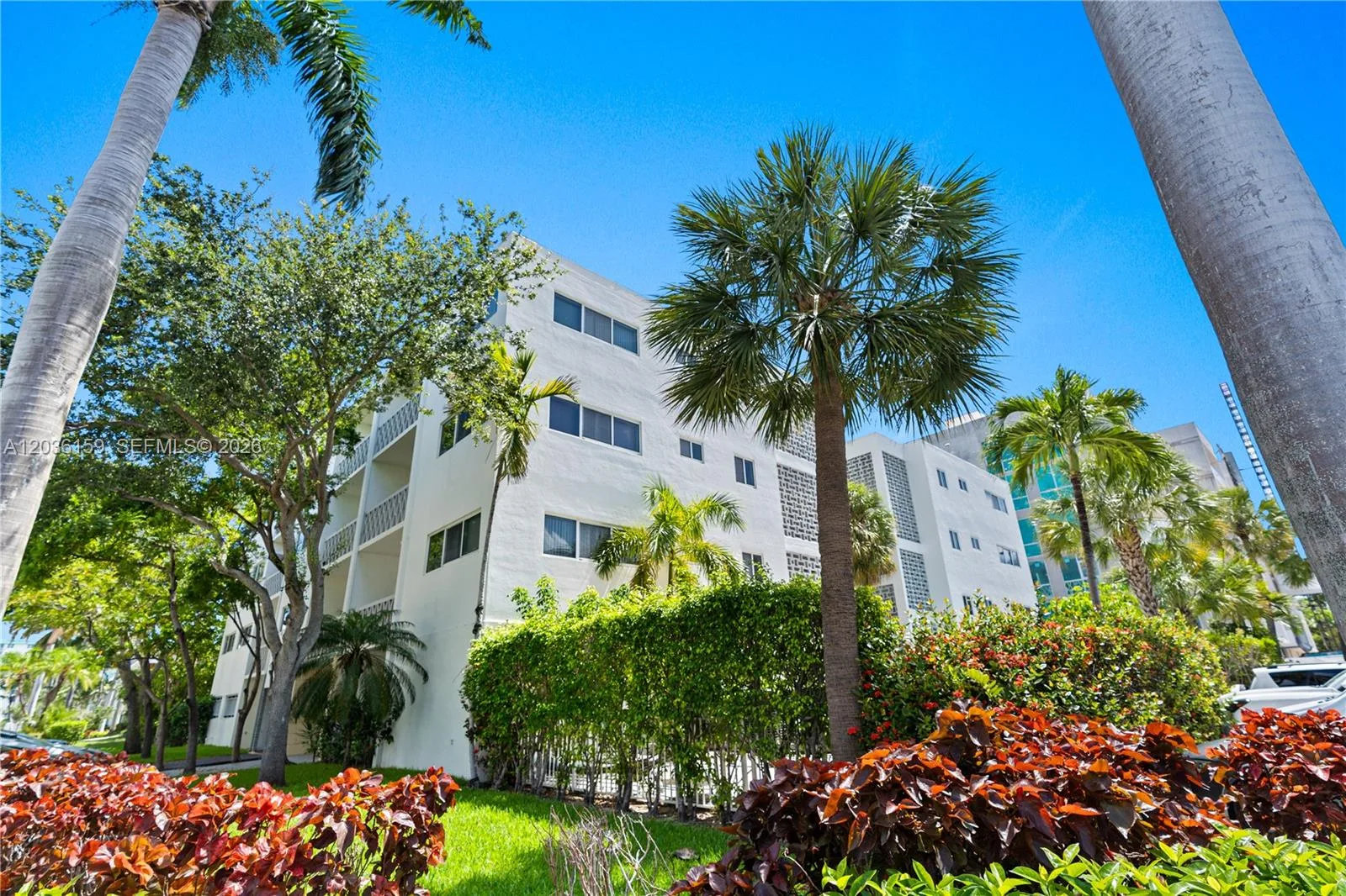 10001 W Bay Harbor Dr # 202, Bay Harbor Islands, FL 33154