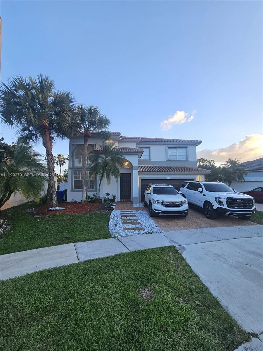 17088 NW 19th St, Pembroke Pines, FL 33028
