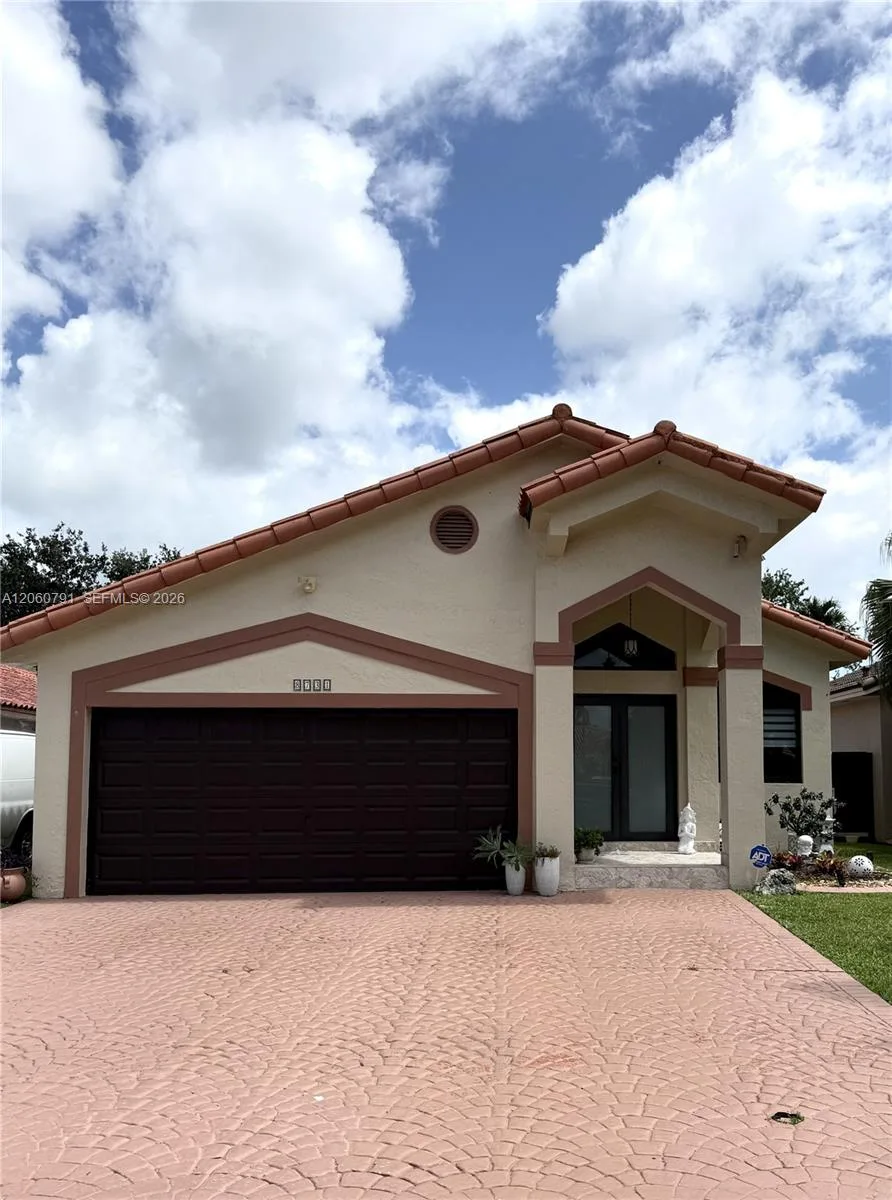 8731 NW 153rd Ter, Miami Lakes, FL 33018