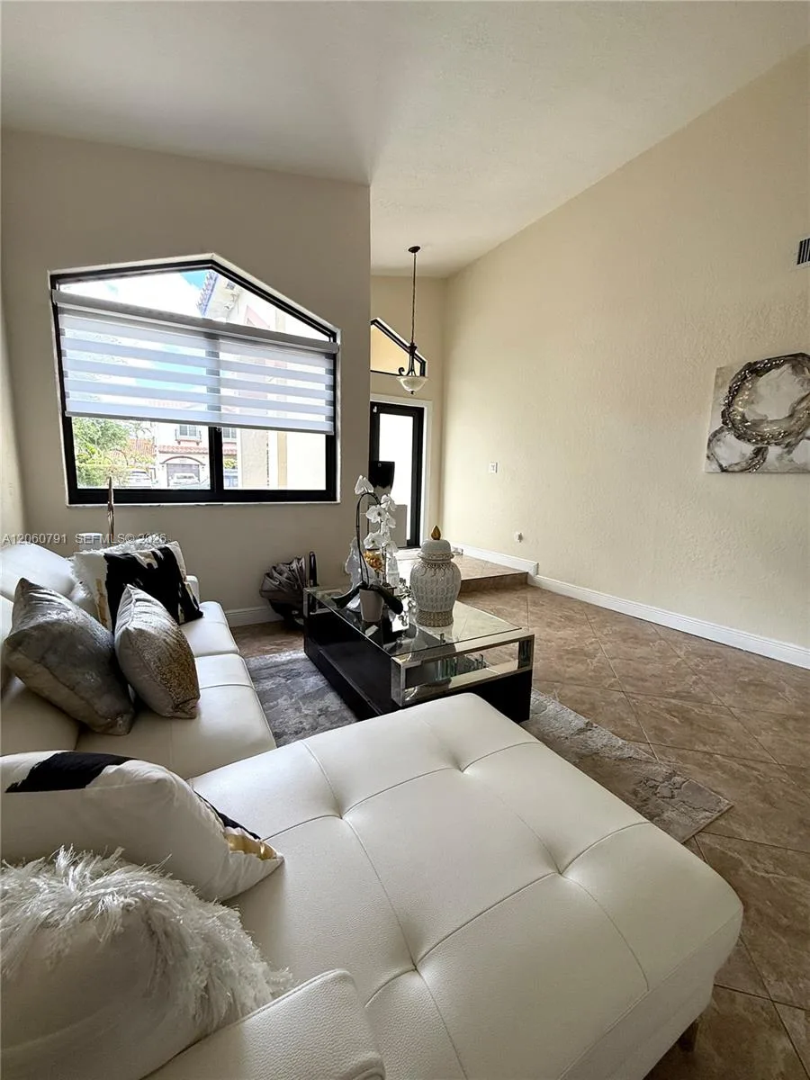 8731 NW 153rd Ter, Miami Lakes, FL 33018 photo 5