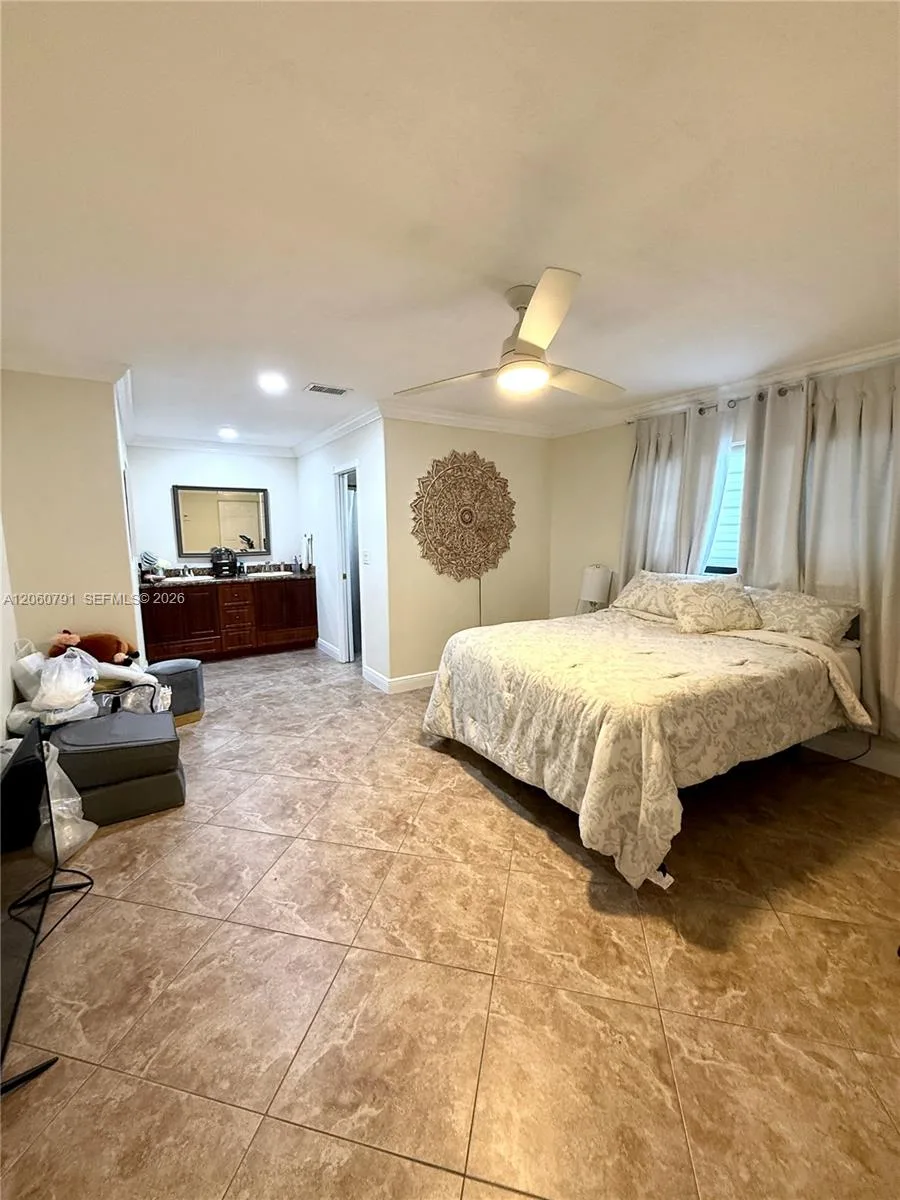 8731 NW 153rd Ter, Miami Lakes, FL 33018 photo 9