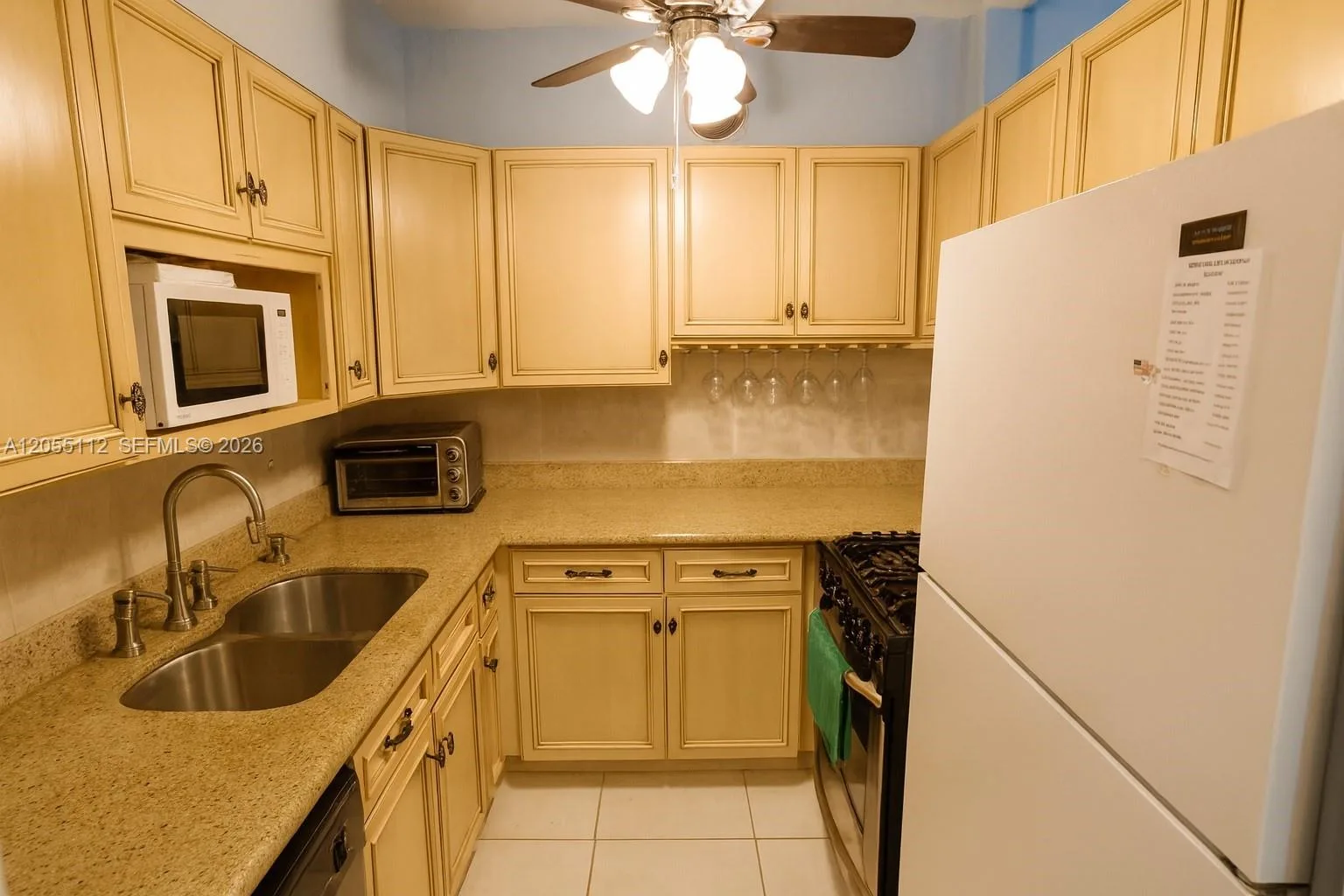 901 SW 11th Ave # 4H, Hallandale Beach, FL 33009 photo 4