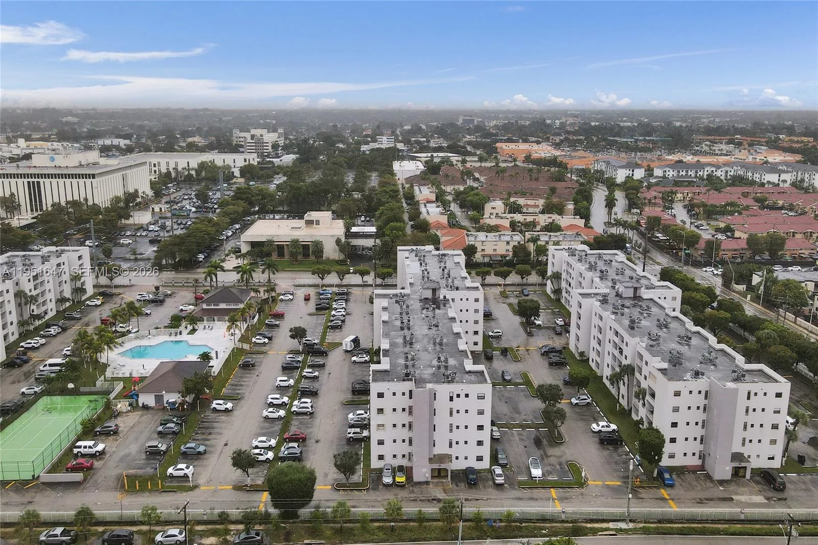 8145 NW 7th St # 315, Miami, FL 33126 photo 9