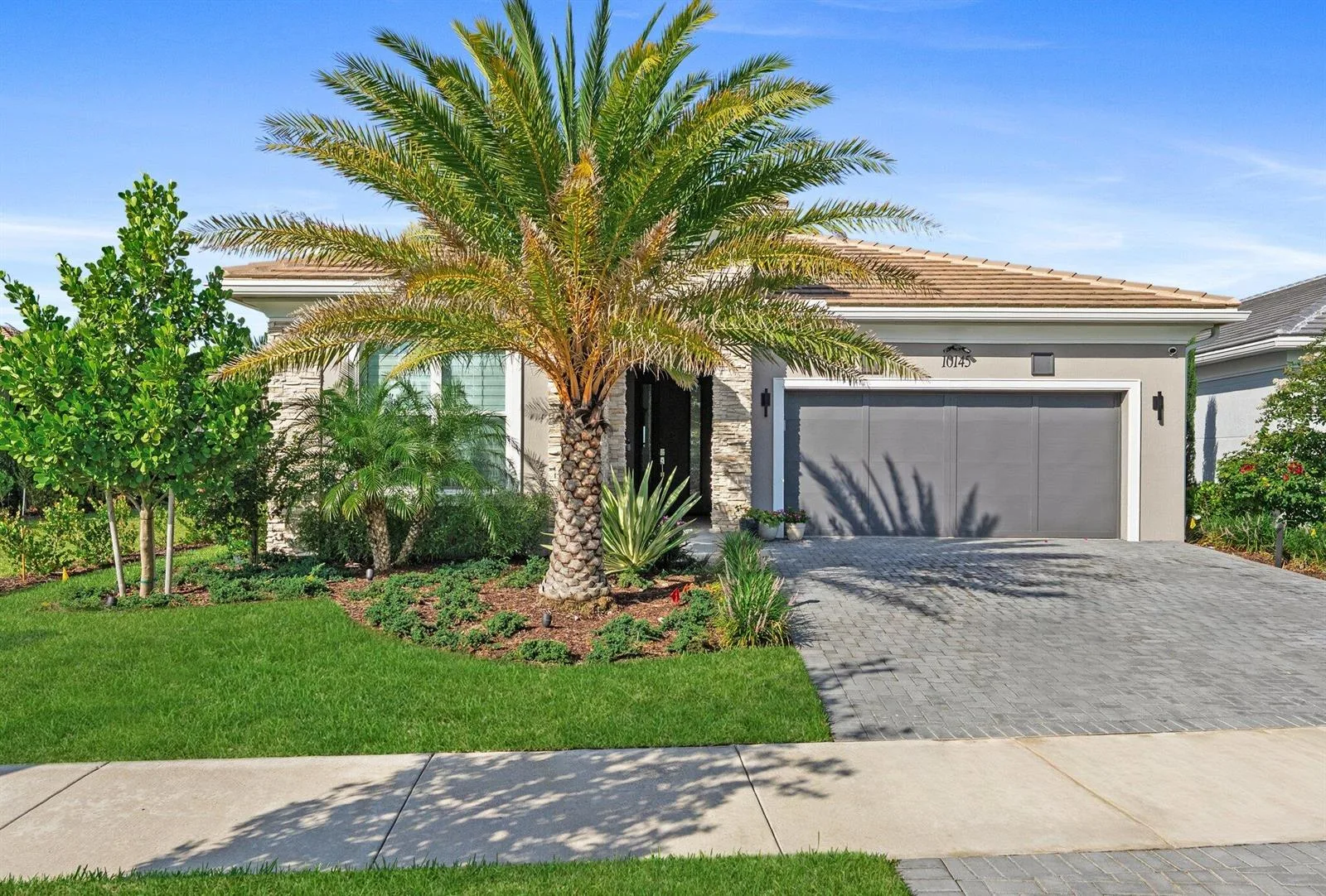 10145 Timber Creek Way, Palm Beach Gardens, FL 33412