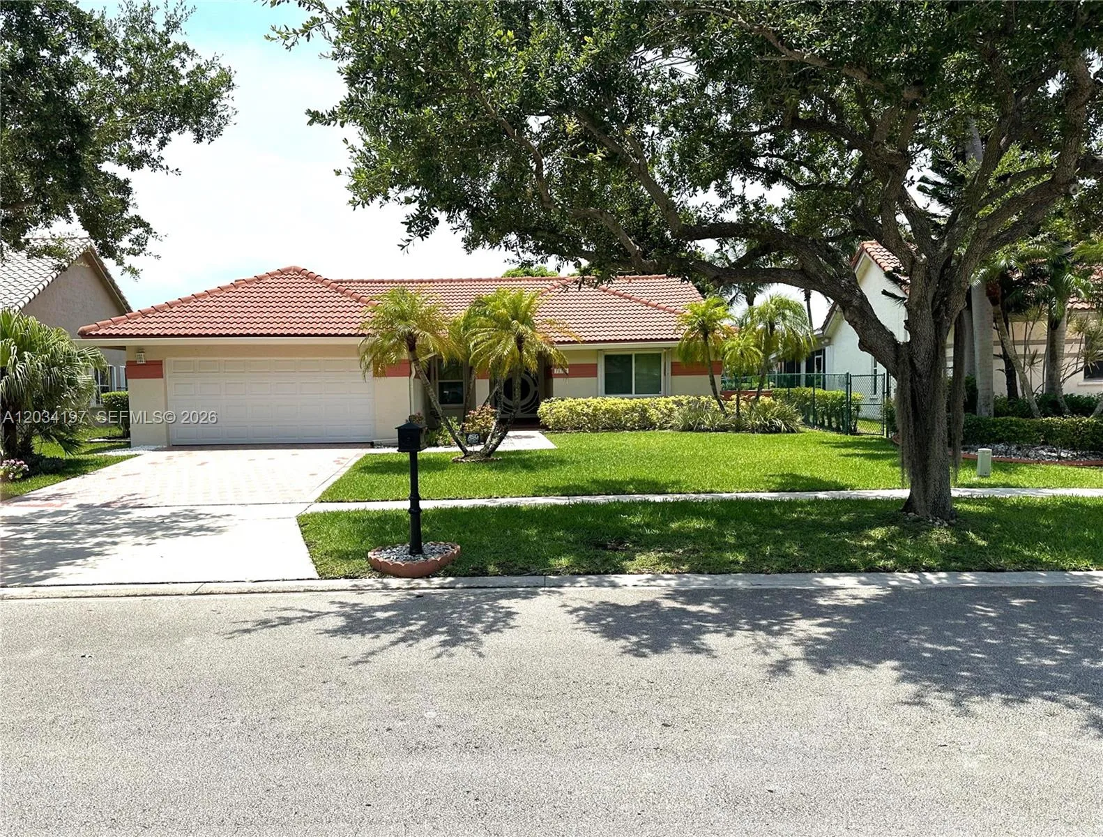 16328 NW 11th St, Pembroke Pines, FL 33028