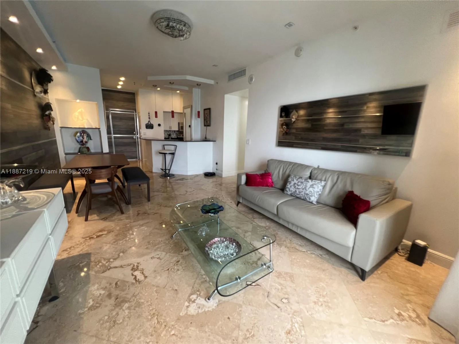 6917 Collins Ave # PH09, Miami Beach, FL 33141 photo 10