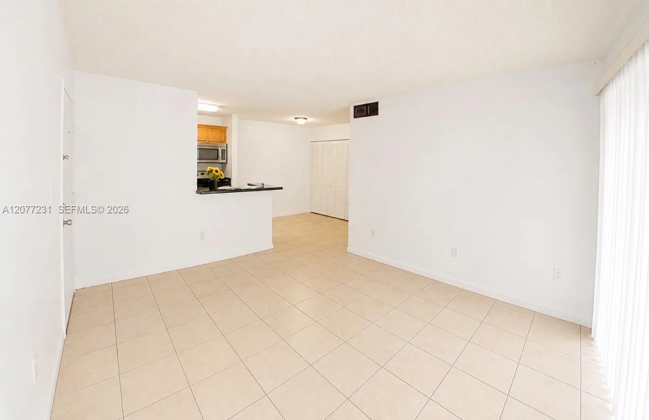 15630 SW 80th St # I-210, Miami, FL 33193 photo 4