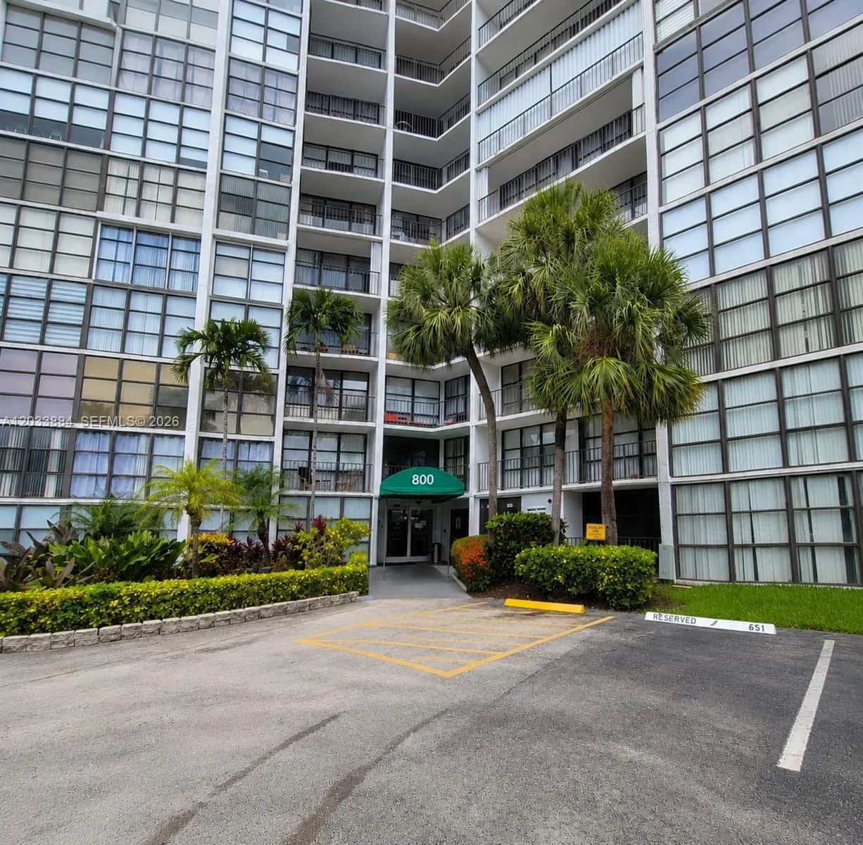 800 Parkview Dr # 512, Hallandale Beach, FL 33009 photo 7
