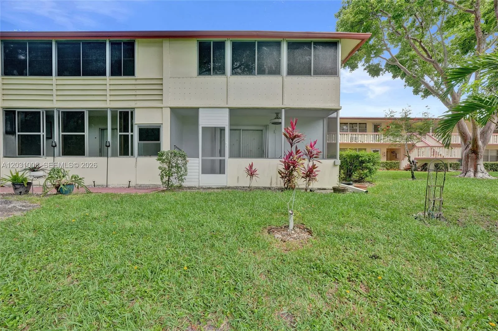 47 Camden # B, West Palm Beach, FL 33417 photo 13