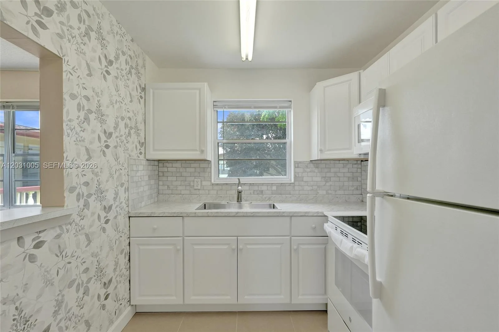 47 Camden # B, West Palm Beach, FL 33417 photo 8