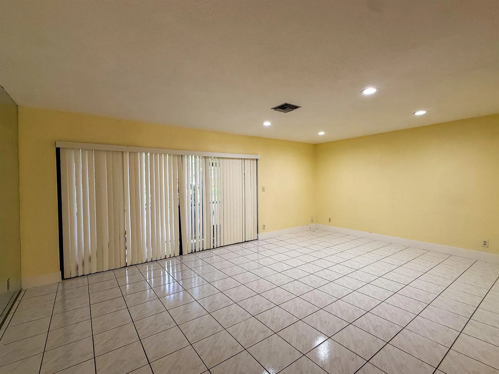 4567 NW 90TH Avenue, Sunrise, FL 33351 photo 9