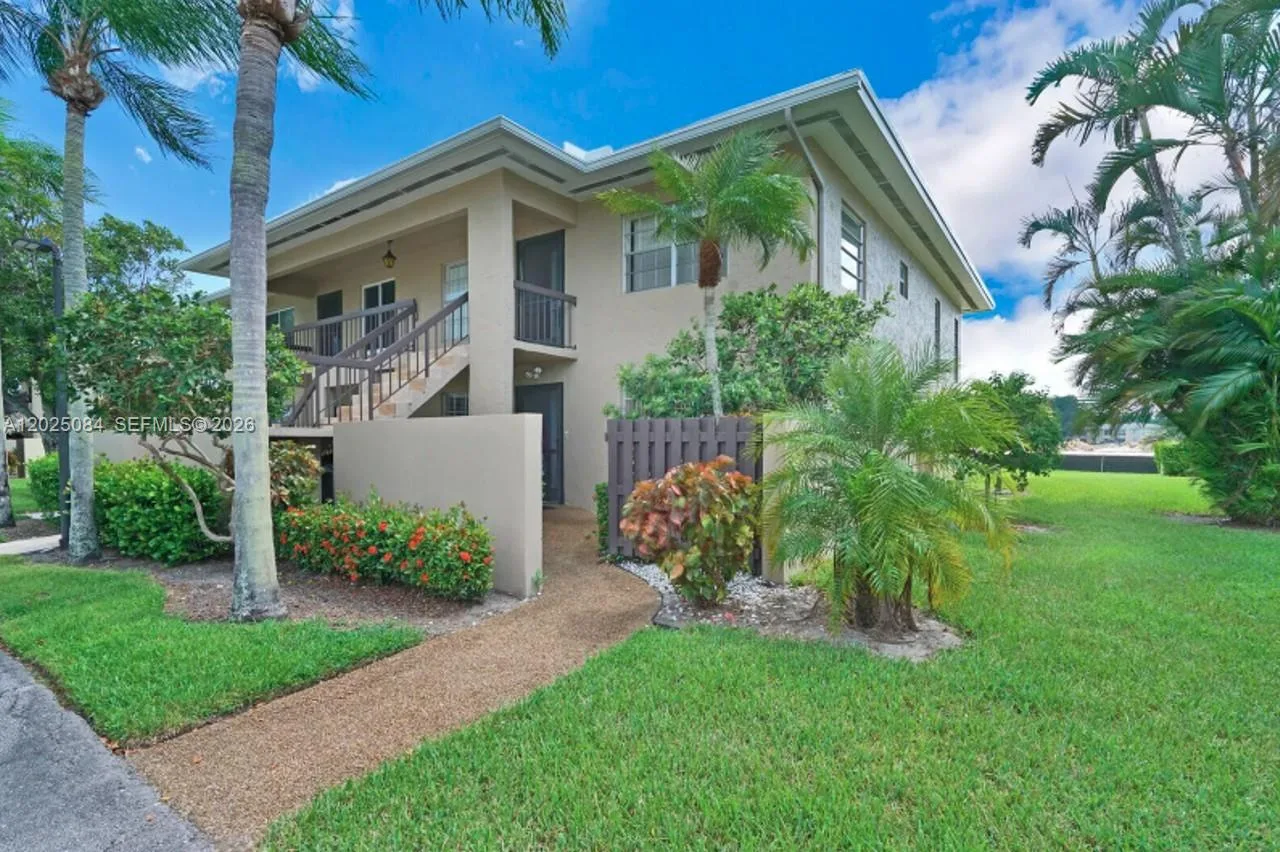 5590 Via Delray # B, Delray Beach, FL 33484