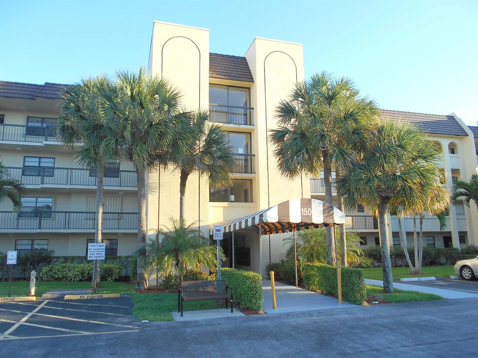 150 Lake Nancy Lane # 320, West Palm Beach, FL 33411