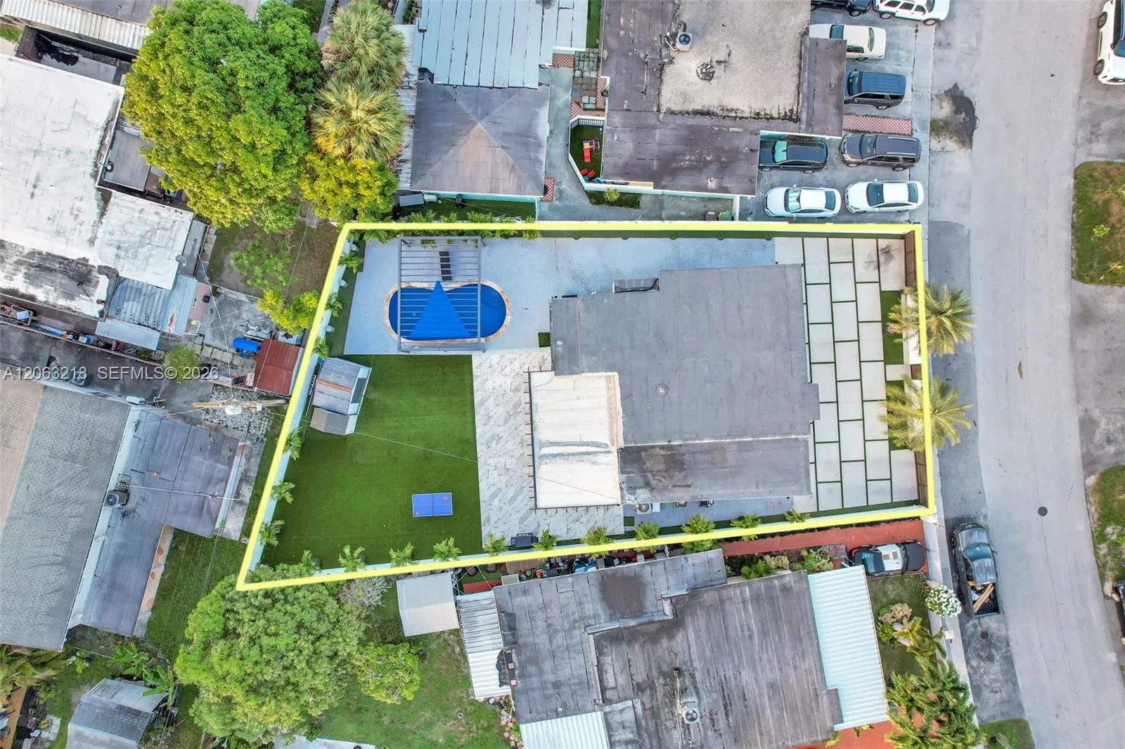 831 E 10th Pl, Hialeah, FL 33010 photo 13
