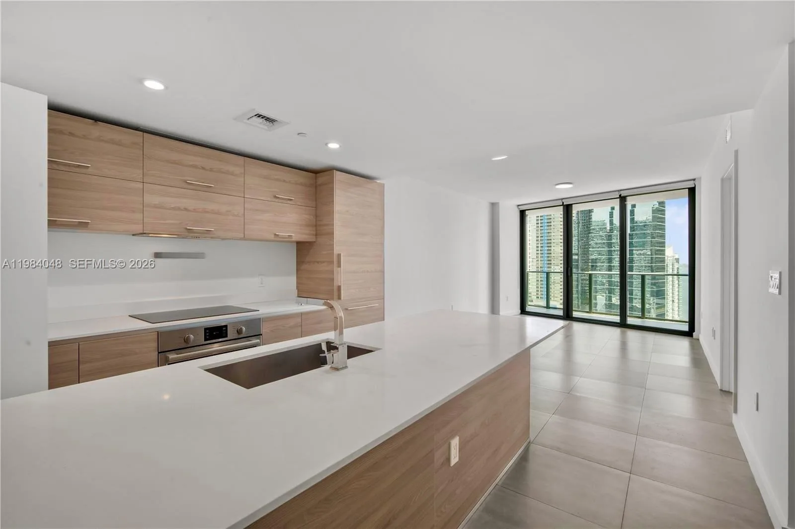 1300 S Miami Ave # 1804, Miami, FL 33130 photo 2
