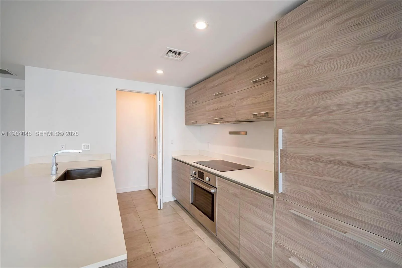 1300 S Miami Ave # 1804, Miami, FL 33130 photo 3