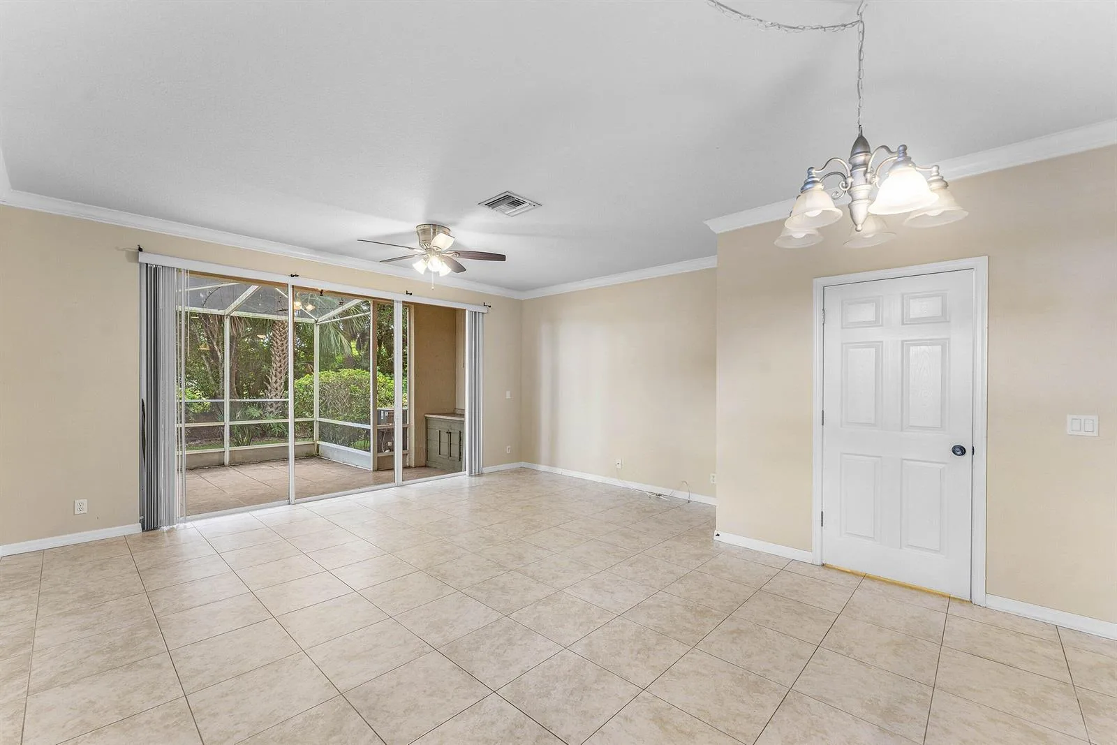 9650 Lago Drive, Boynton Beach, FL 33472 photo 12