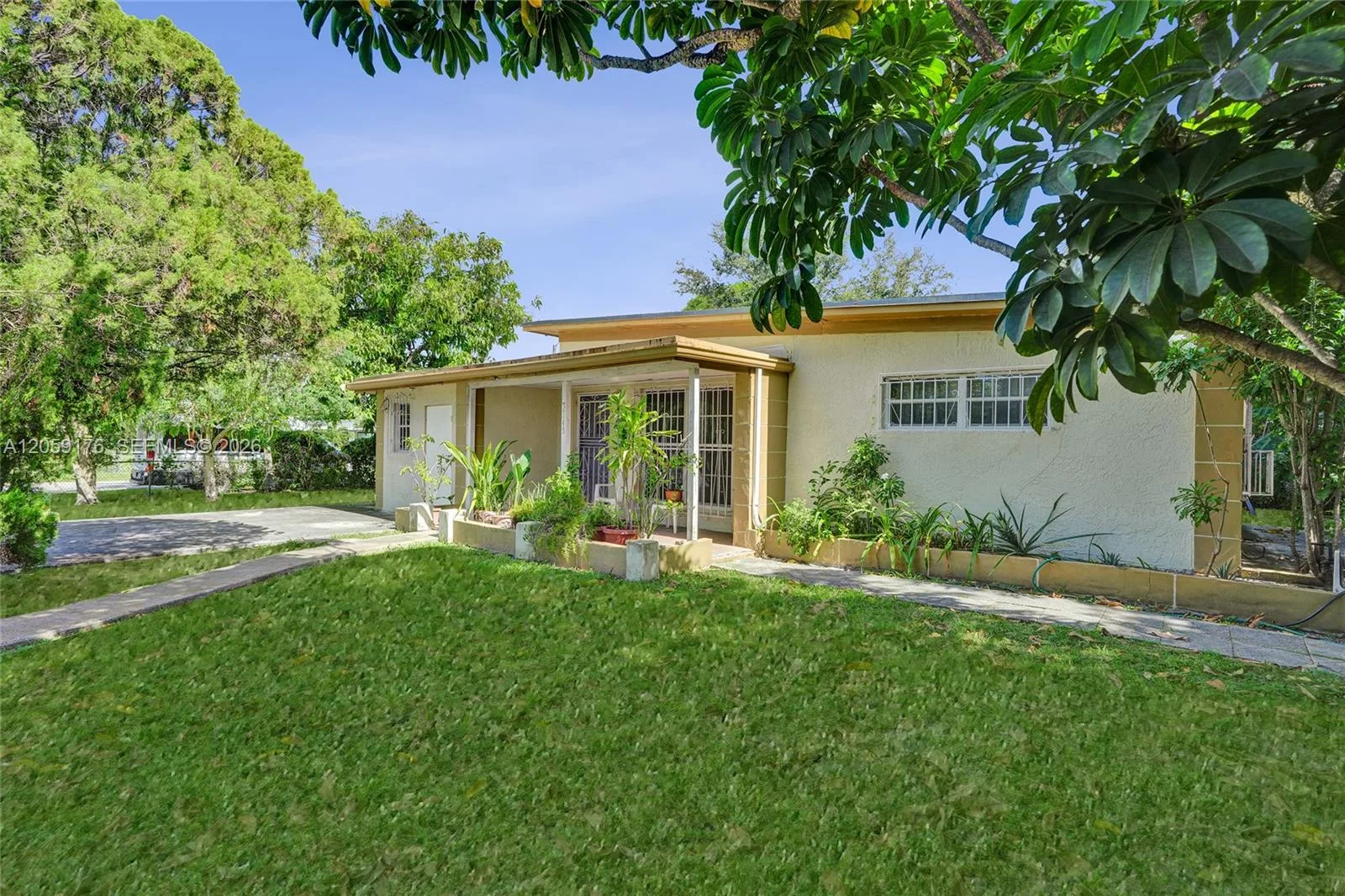 2145 NW 124th St, Miami, FL 33167 photo 2