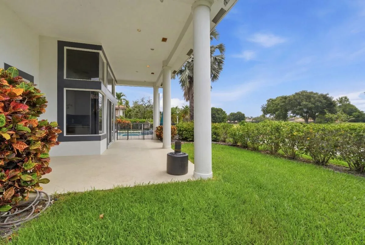 1716 NW 124th Way, Coral Springs, FL 33071 photo 9